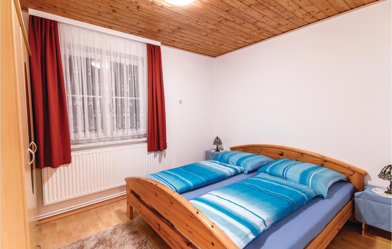 Charmantes Ferienhaus Peterdorf エクステリア 写真