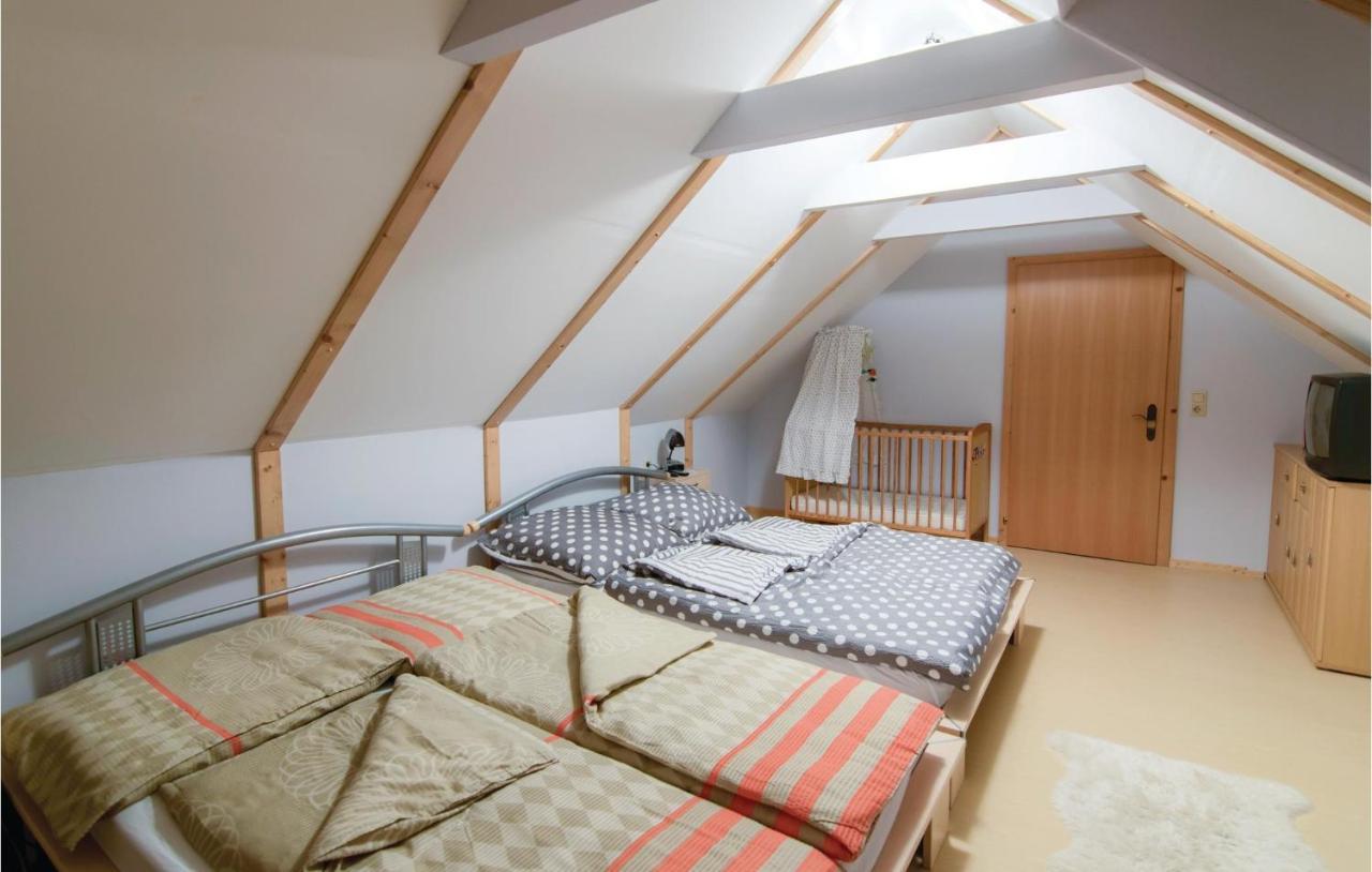 Charmantes Ferienhaus Peterdorf エクステリア 写真